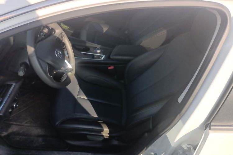 别克 微蓝6 2023款 430km 出行版中控内饰19