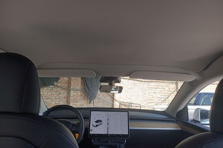 特斯拉 Model Y 2021款 长续航全轮驱动版局部细节22