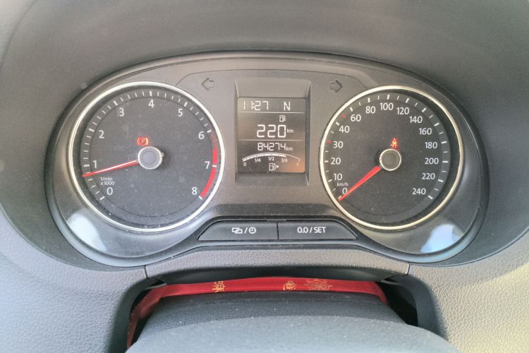 大众 Polo 2016款 1.6L 自动舒适型中控内饰15