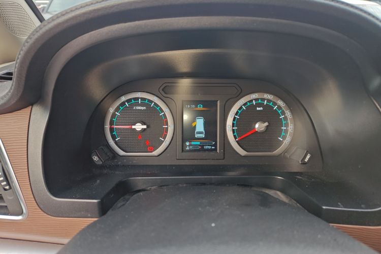 东风风行 菱智 2020款 M5L 1.6L 豪华型 7座中控内饰14