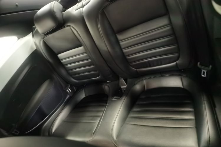 大众 甲壳虫 2017款 180TSI 宜乐版中控内饰7004