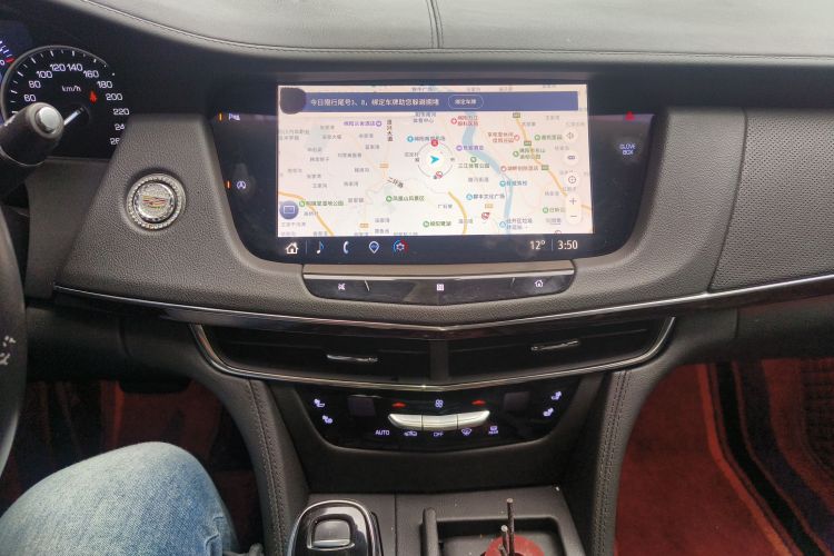 凯迪拉克CT6 2021款 28T 精英型中控内饰16