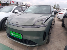 领克08 EM-P 2023款 220km 四驱性能Halo