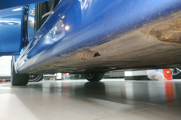 宝马3系 2019款 320Li M运动套装局部细节9001