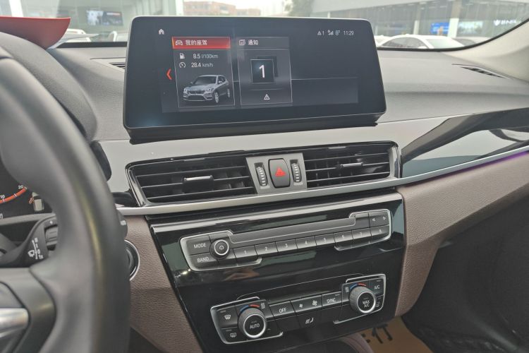 宝马X1 2022款 sDrive25Li 领先型中控内饰16