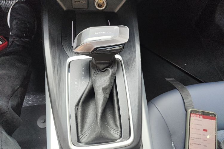 雪佛兰 科鲁泽 2024款 1.5L 双离合悦享版中控内饰18