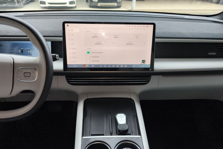 小鹏G6 2023款 580 长续航 Max中控内饰16