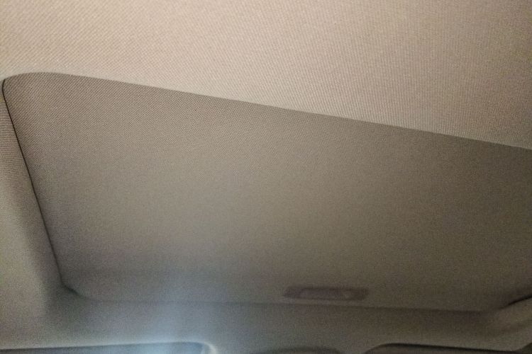 宝骏730 2017款 1.8L iAMT豪华型 7座中控内饰22