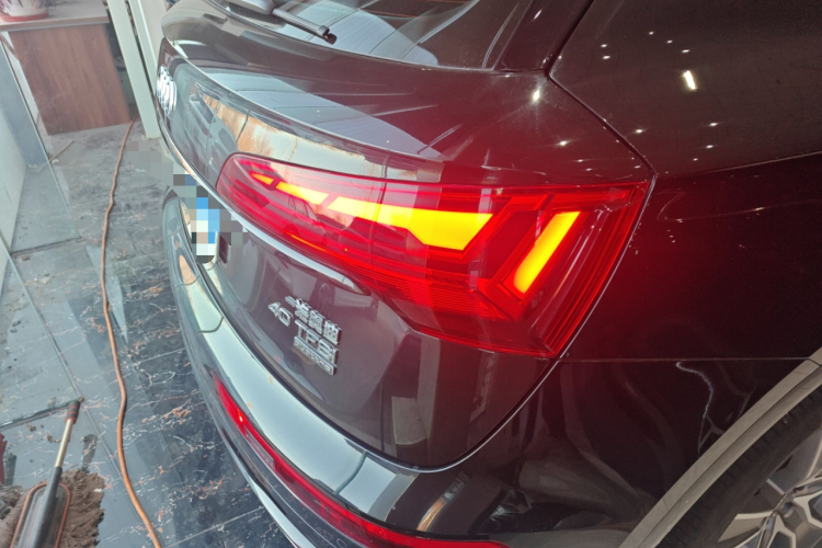 奥迪Q5L 2023款 40T 豪华动感型车身外观9