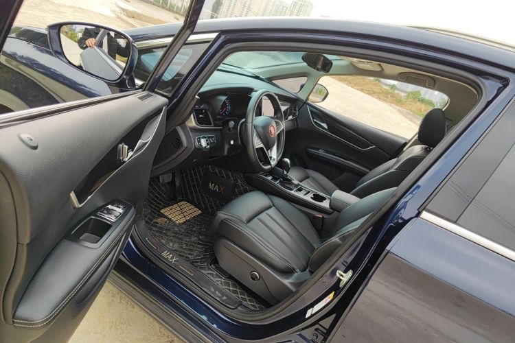 比亚迪 宋MAX 2018款 1.5T 自动智联尊享型 6座中控内饰7003