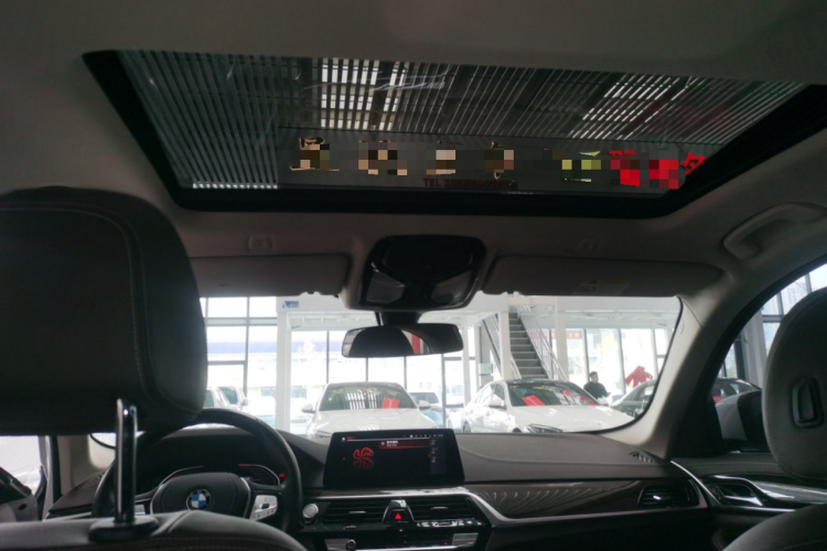 宝马5系 2020款 525Li 豪华套装中控内饰22