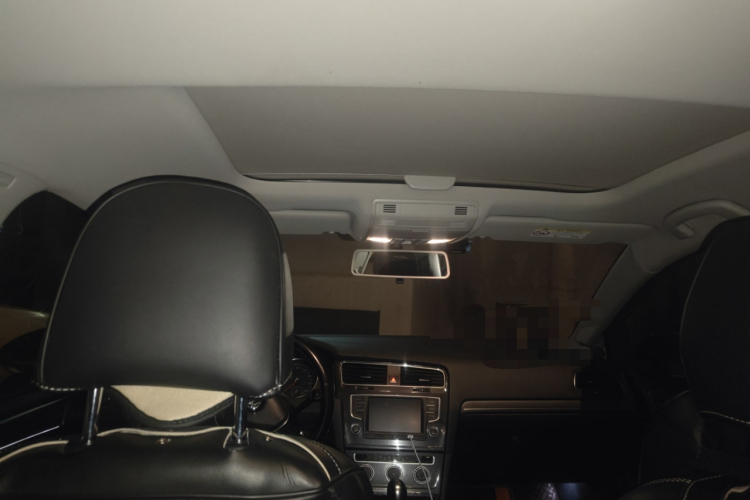 大众 高尔夫 2017款 1.6L 自动舒适百万辆纪念版中控内饰22