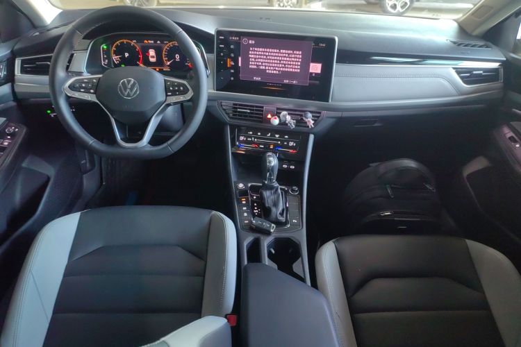 大众 宝来 2023款 300TSI DSG尊行版中控内饰12