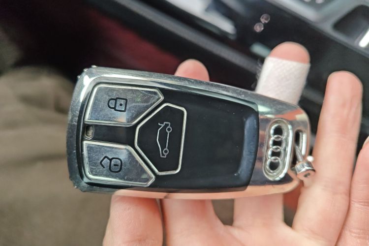 奥迪Q5L 2023款 40T 豪华动感型中控内饰11