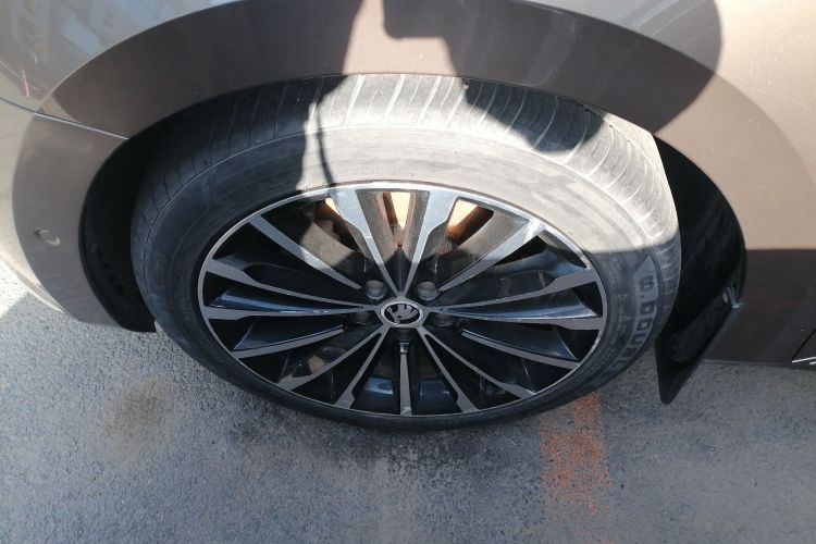 斯柯达 速派 2016款 TSI330 DSG智行版车身外观6007