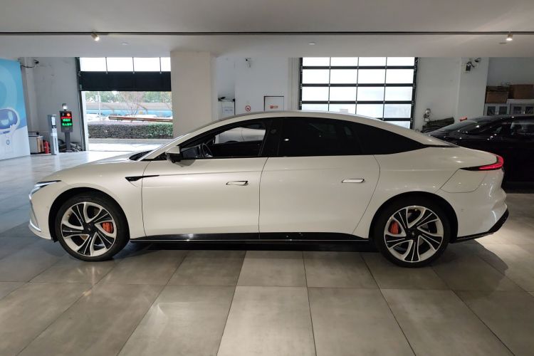 智己汽车 智己L7 2022款 Pro车身外观4