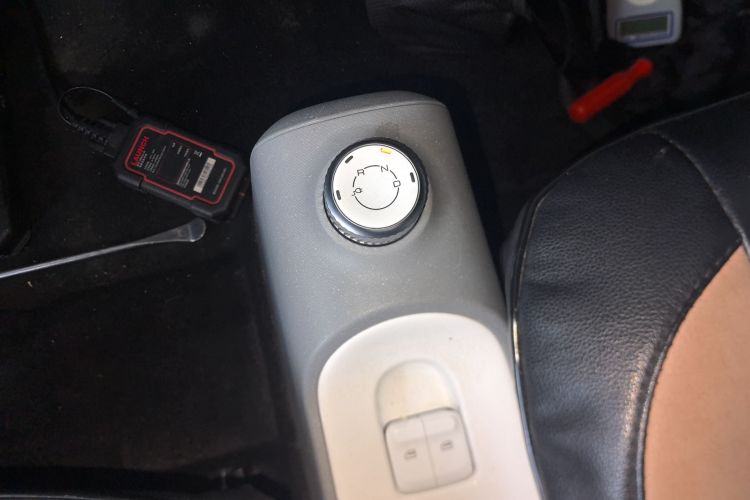 五菱汽车 宏光MINIEV 2022款 GAMEBOY 200km 玩咖款 磷酸铁锂中控内饰18