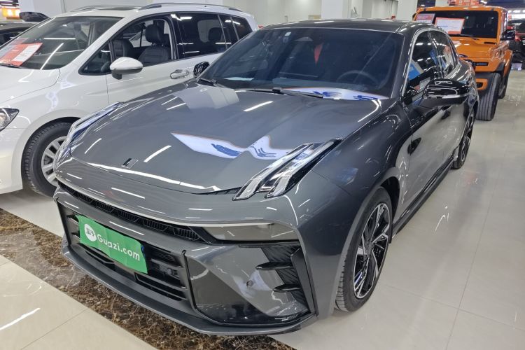 领克03 2025款 1.5TD DCT冠军版Pro车身外观1