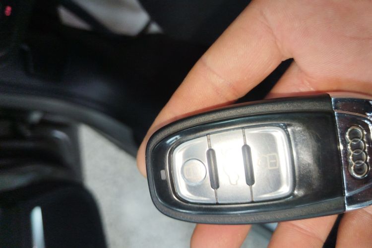 奥迪A7 2017款 40 TFSI 进取型中控内饰7001