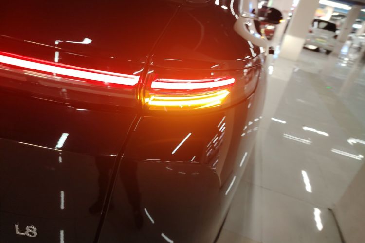 理想汽车 理想L7 2023款 Air车身外观6006