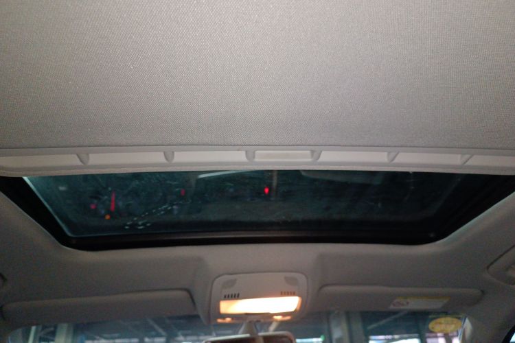 奥迪A4L 2015款 35 TFSI 自动标准型局部细节22