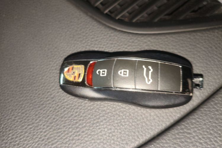 保时捷 2020款 Macan 2.0T中控内饰7001