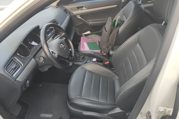 大众 朗行 2017款 230TSI DSG舒适版中控内饰19