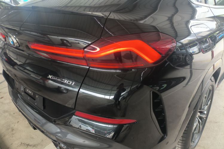 宝马X6 2023款 xDrive30i M运动套装车身外观9