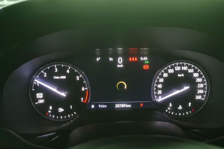 别克 2022款 改款 昂科威S 552T 两驱豪华型中控内饰14