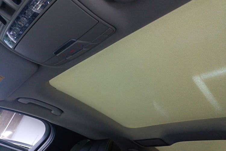 奔驰C级 2018款 C 200 L 运动版局部细节22