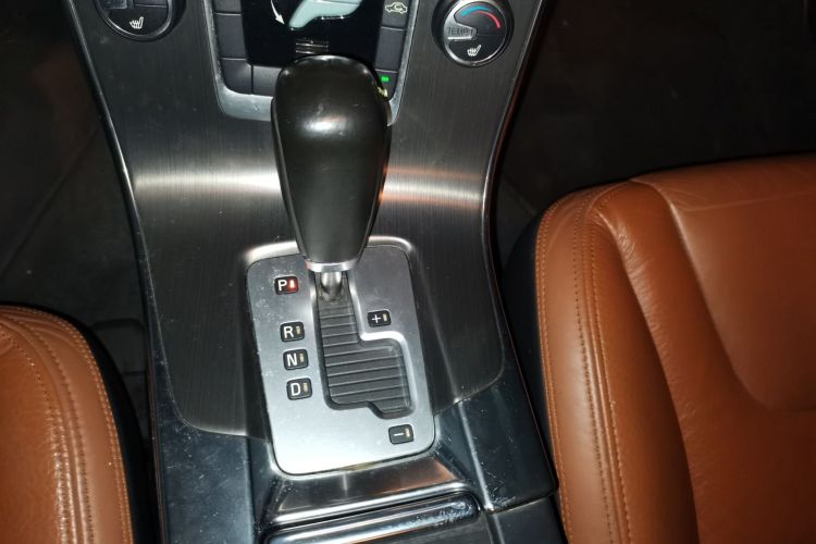 沃尔沃S60(进口) 2012款 T5 智雅版中控内饰18