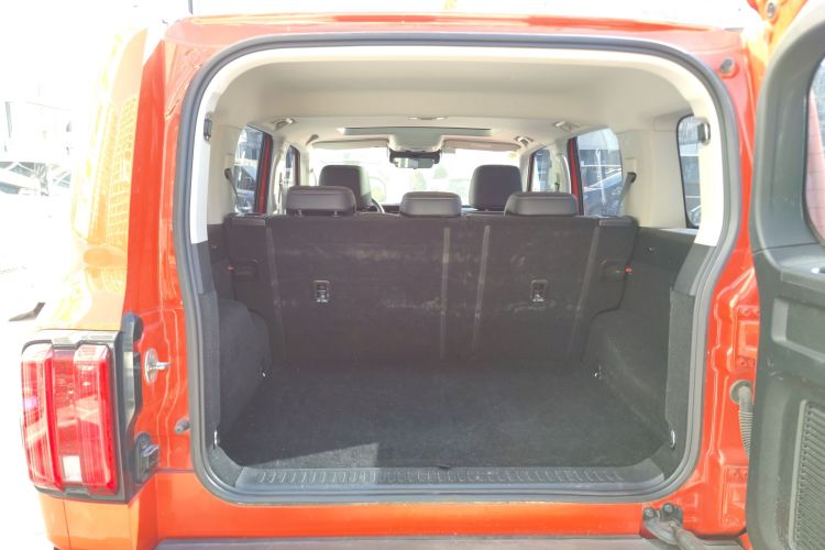 坦克300 2024款 2.0T 挑战者局部细节23