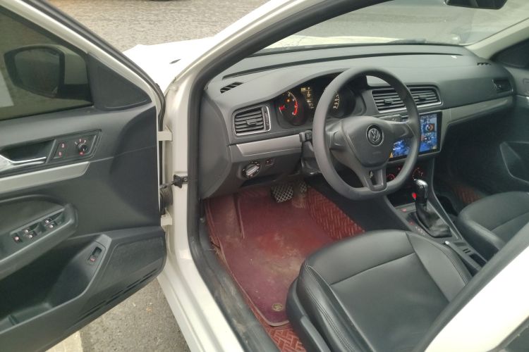 大众 朗逸 2017款 1.6L 自动风尚版中控内饰20