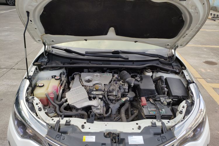 丰田 雷凌 2017款 改款 185T CVT精英版 国VI机舱底盘24