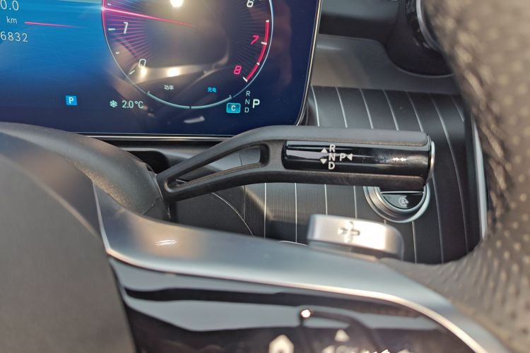 奔驰C级 2024款 C 200 L 运动版局部细节18