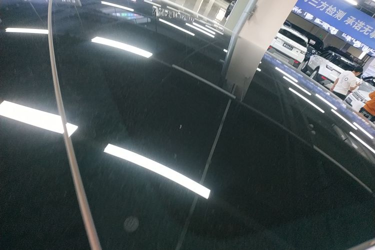 特斯拉 Model Y 2021款 标准续航后驱版局部细节57