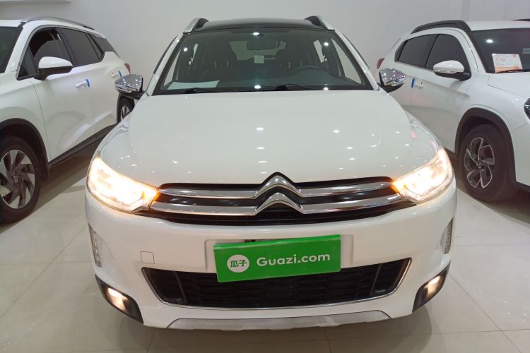 雪铁龙C3-XR 2015款 1.6THP 自动旗舰型车身外观2