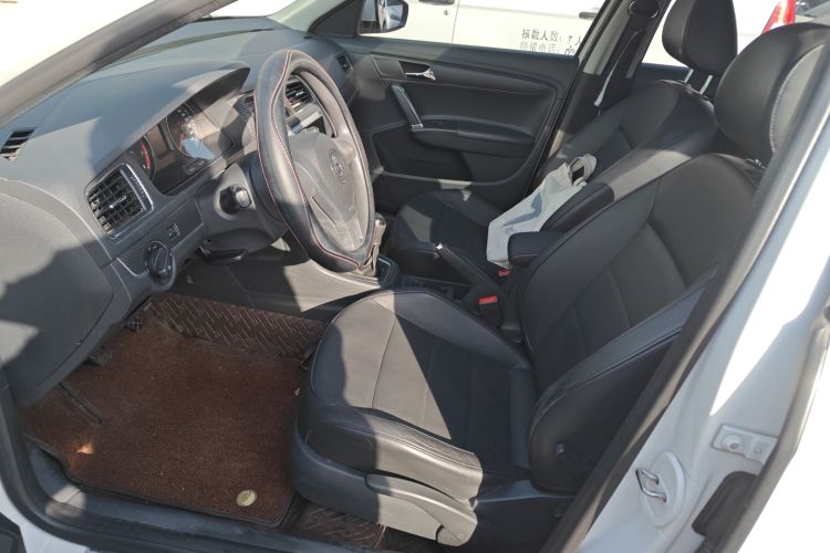 大众 朗行 2013款 1.6L 手动舒适型局部细节19