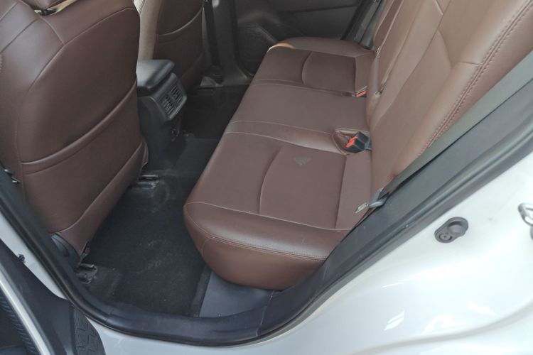 丰田 威兰达 2022款 改款 2.0L CVT两驱领先版中控内饰21