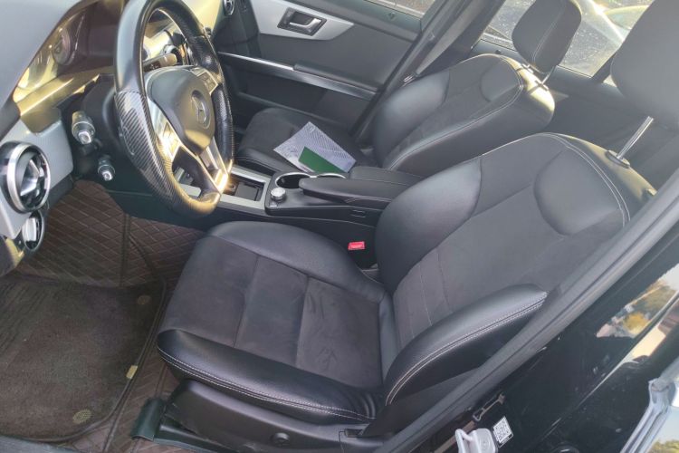 奔驰GLK级 2014款 GLK 200 标准型中控内饰19