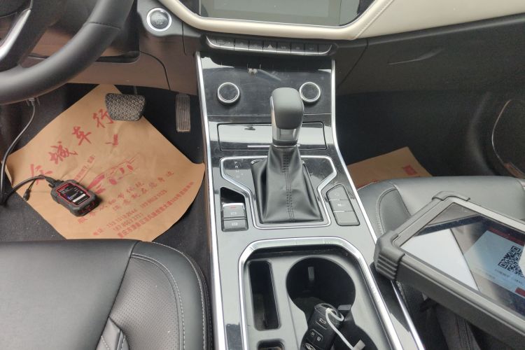 奇瑞 艾瑞泽GX 2018款 1.5T CVT型色版 国V中控内饰18