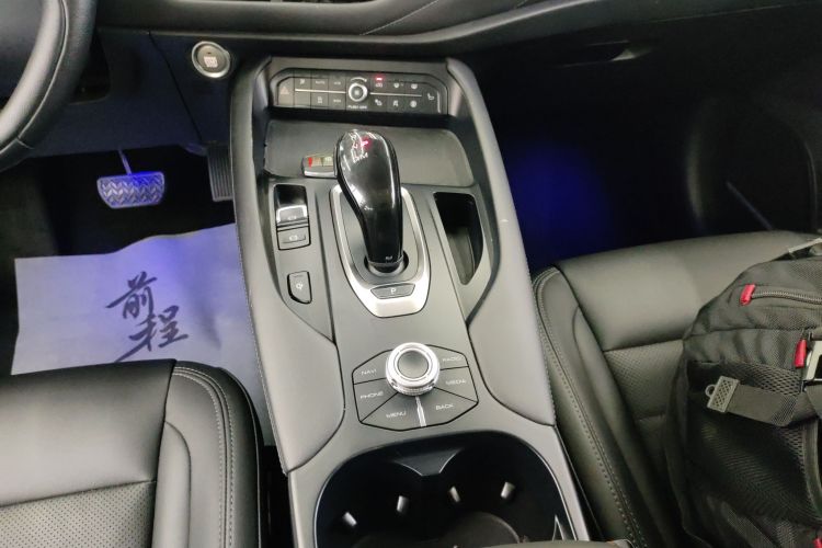 哈弗F7 2019款 2.0T 四驱i悦 国VI中控内饰18