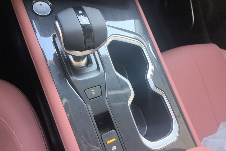 长安CS75 2026款 PRO 1.5T DCT 尊享型 7座中控内饰18