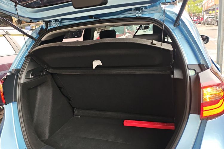 本田 飞度 2021款 1.5L CVT潮享版机舱底盘23