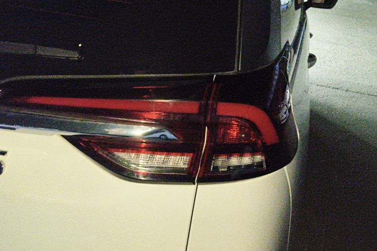 上汽大通MAXUS 大通G50 2023款 1.5T 手动畅游A车身外观9