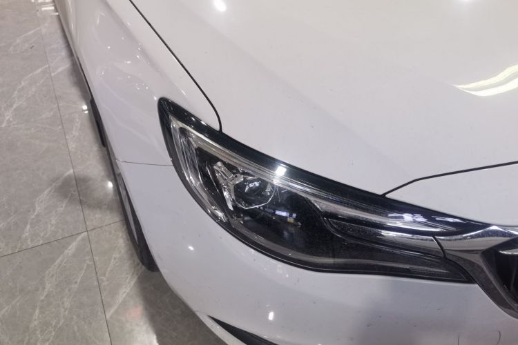 别克 英朗 2021款 典范 1.5L 自动精英型车身外观8