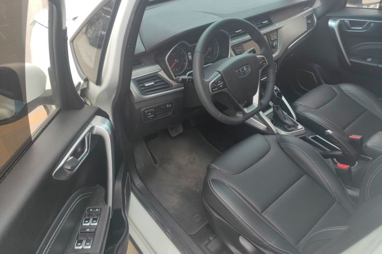 吉利汽车 远景X3 2017款 1.5L 自动尊贵型中控内饰20