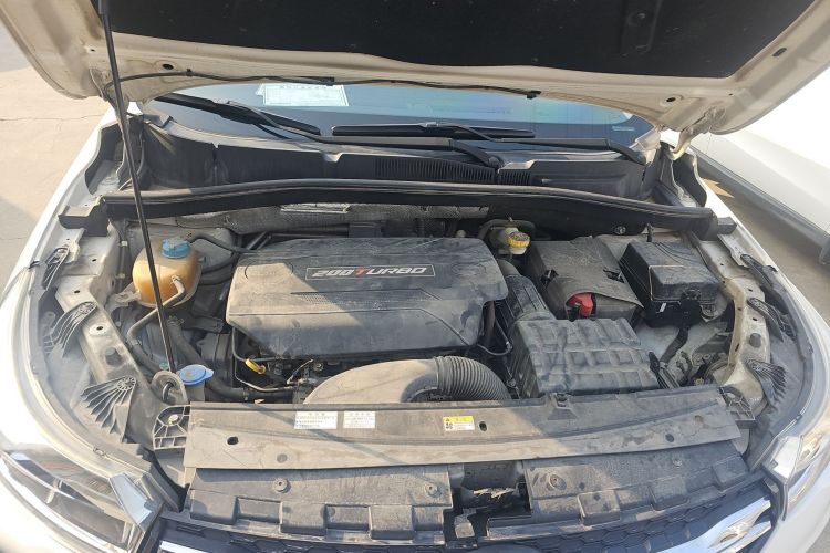 广汽传祺 传祺GS4 2015款 200T G-DCT豪华版机舱底盘24