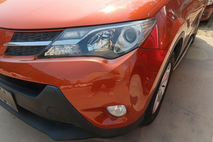 丰田 RAV4荣放 2013款 2.0L CVT四驱新锐版局部细节36