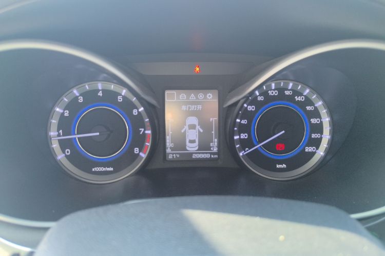 长安 逸动 2019款 高能版 1.6L GDI 手动先锋型 国VI局部细节14